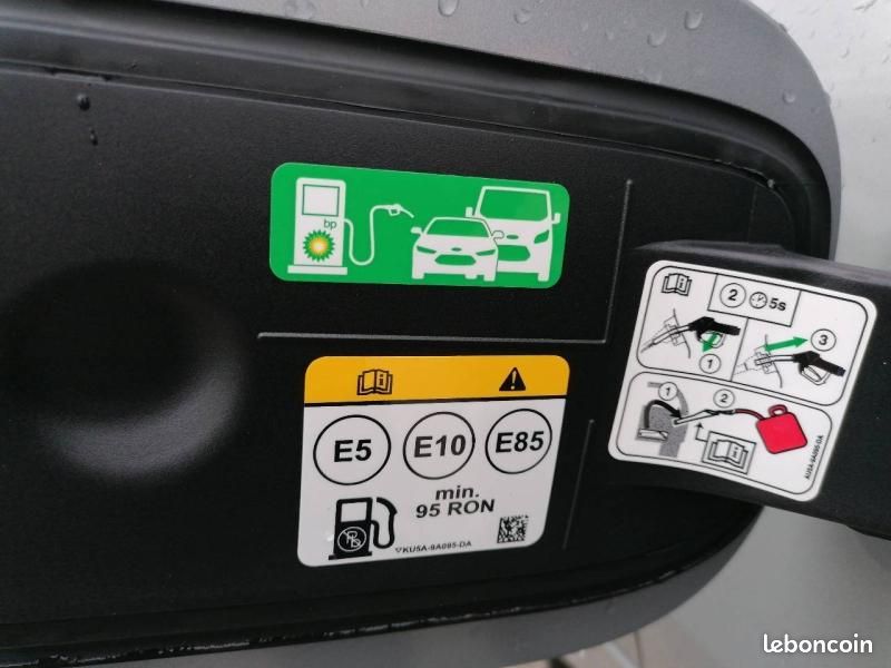 Ford Kuga 2.5 Duratec 180ch Hybrid FlexiFuel ST-Line Powershift (image 10)