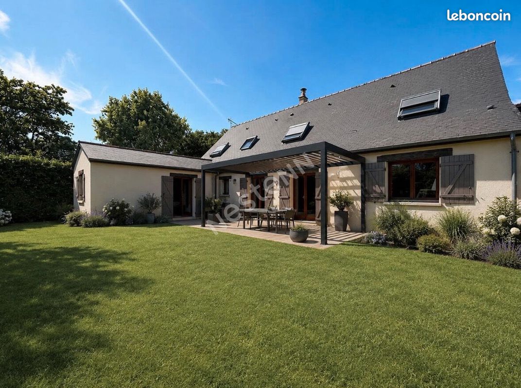 Maison 7 pièces 212 m² · à Saint-Avertin · 212 m² · 449 900 €