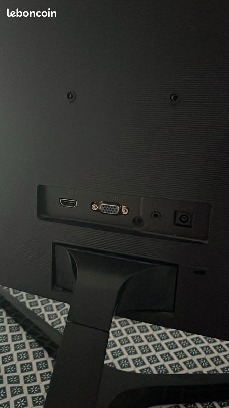 Écran Samsung 27" Incurvé Full HD C27F396 (image 2)