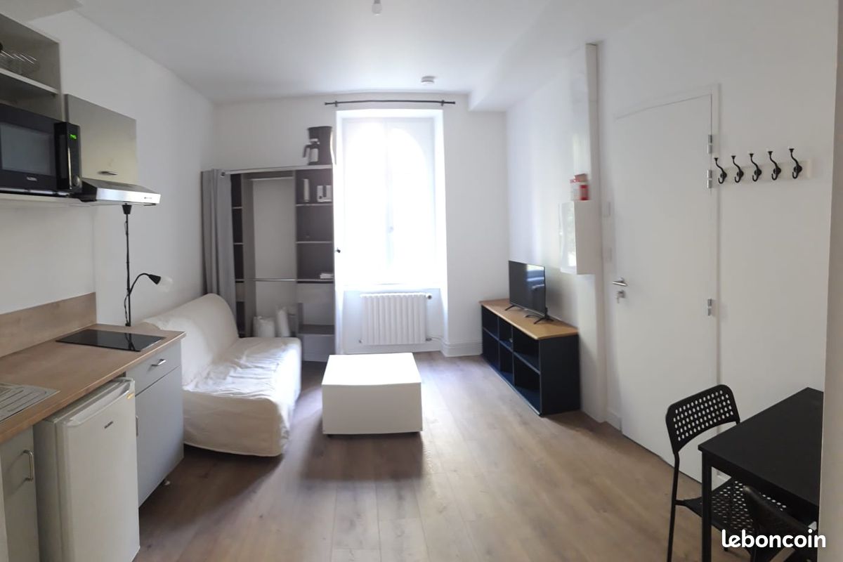 Appartement 1 pièce 19 m² · à Fougères · 19 m² · 480 €