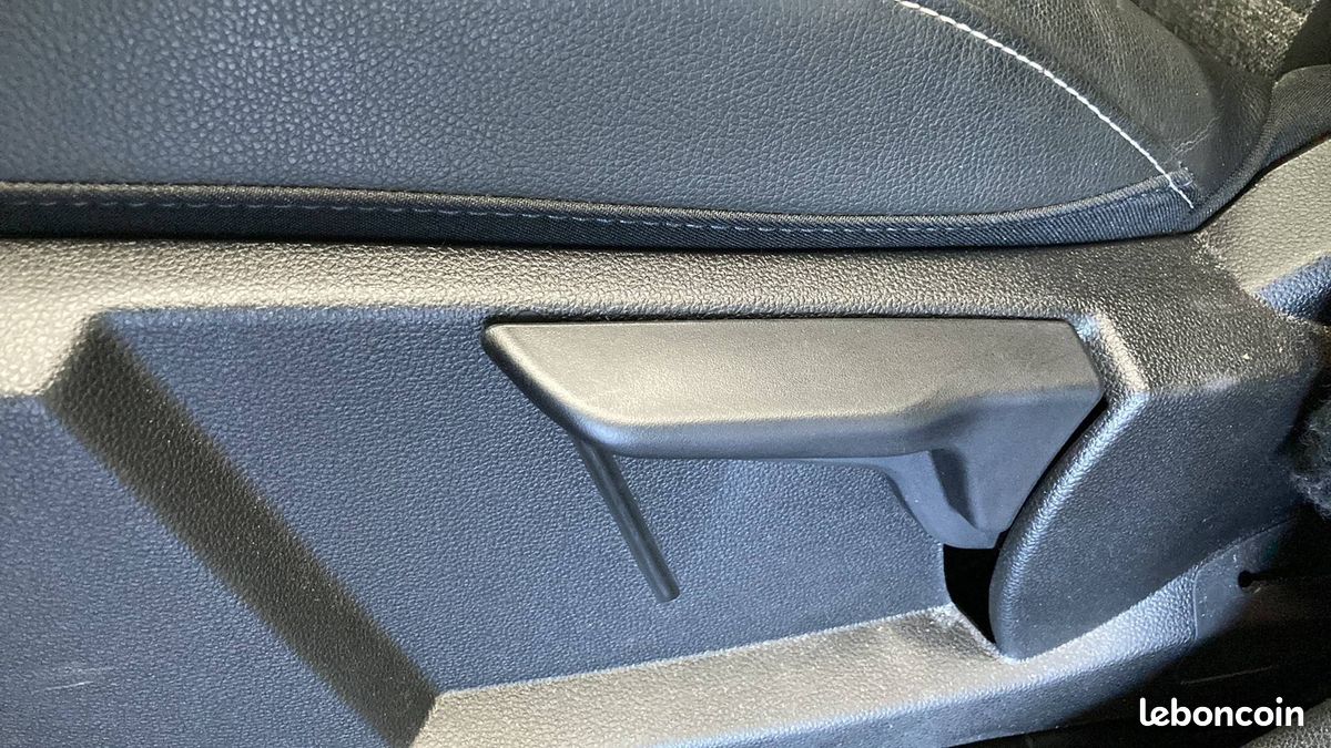 Renault espace e tech full hybrid 200 gsr2 techno (image 23)