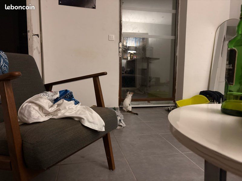 Appartement 3 pièces 90 m² · à Villelaure · 90 m² · 850 €