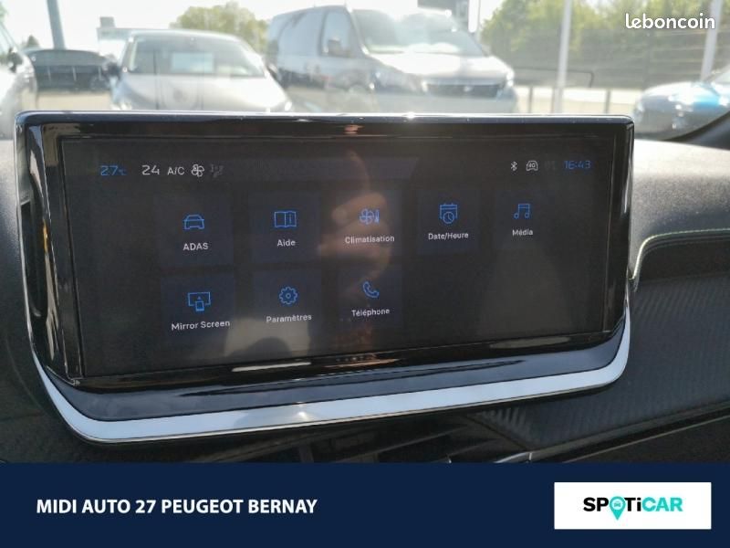 Peugeot 208 1.2 Hybrid 110ch GT e-DCS6 (image 17)