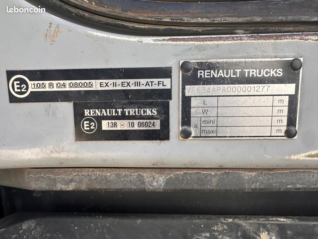 Renault Kerax 460 DXI 4x2 (image 17)