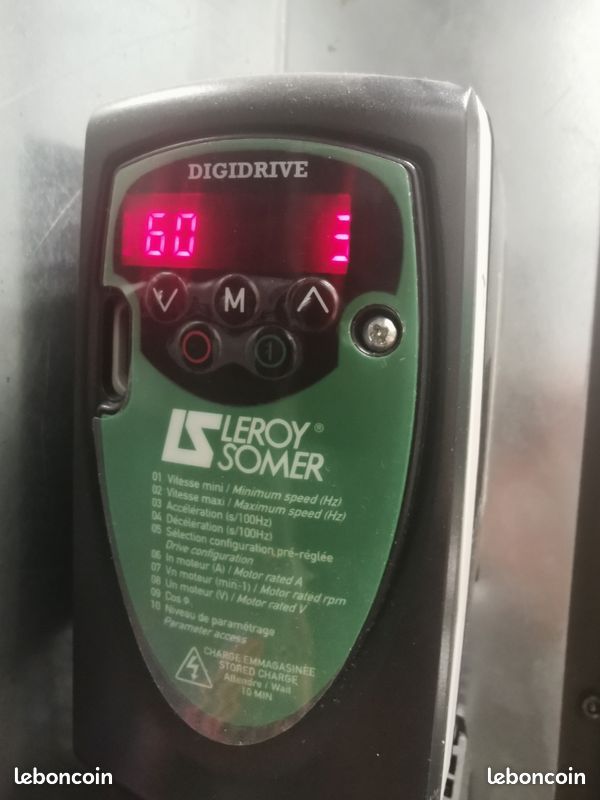 2 variateurs de vitesse leroy somer SKA1200025 SK0. 5M 0.25kW — free download