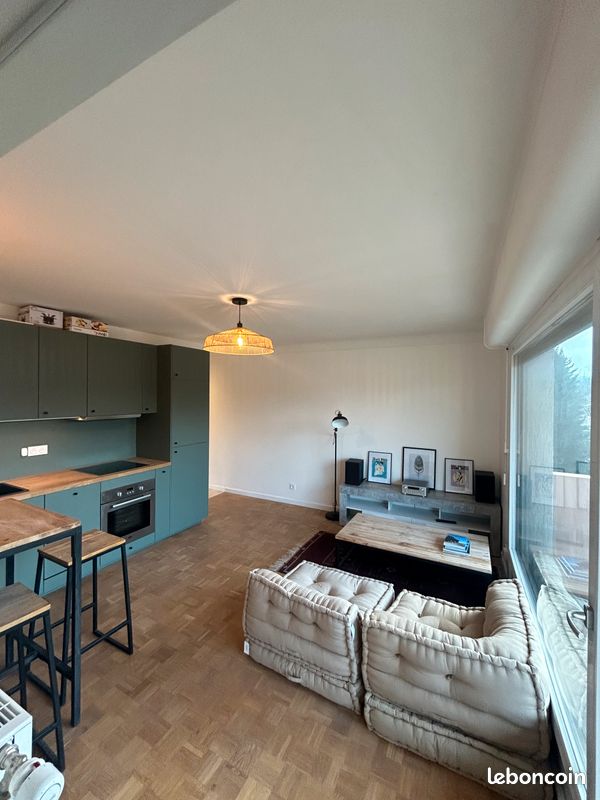 Appartement 1 pièce 33 m² · à Annecy · 33 m² · 910 €
