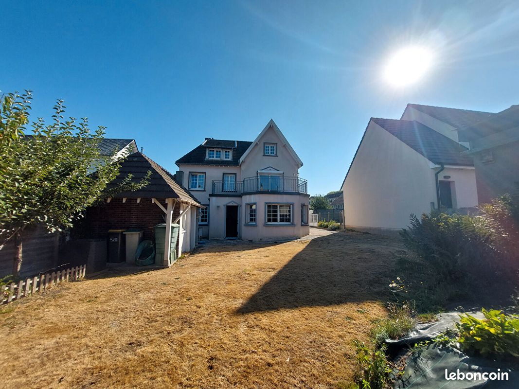 Maison 6 pièces 126 m² · à Montville · 126 m² · 245 000 €