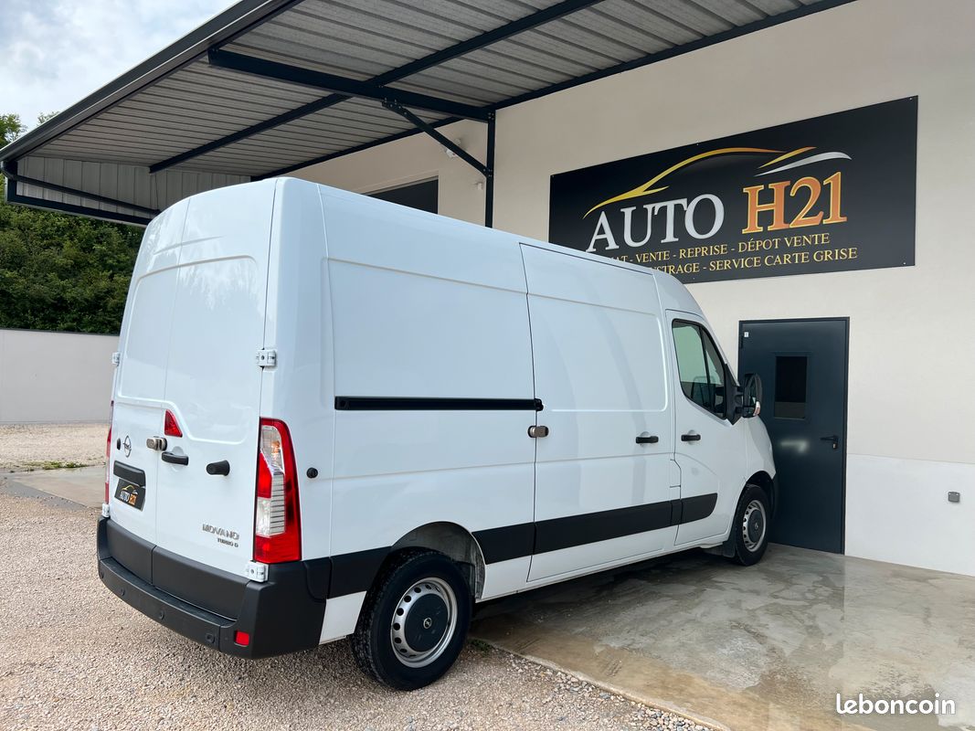 Opel MOVANO 2.3 DCI 135 CH BITURBO F3300 L2H2 3.5T 3 PLACES/ CAMERA DE RECUL/CARPLAY/ LED/ GPS/ CLIM/REPRISE POSSIBLE/FINANCEMENT POSSIBLE (image 4)