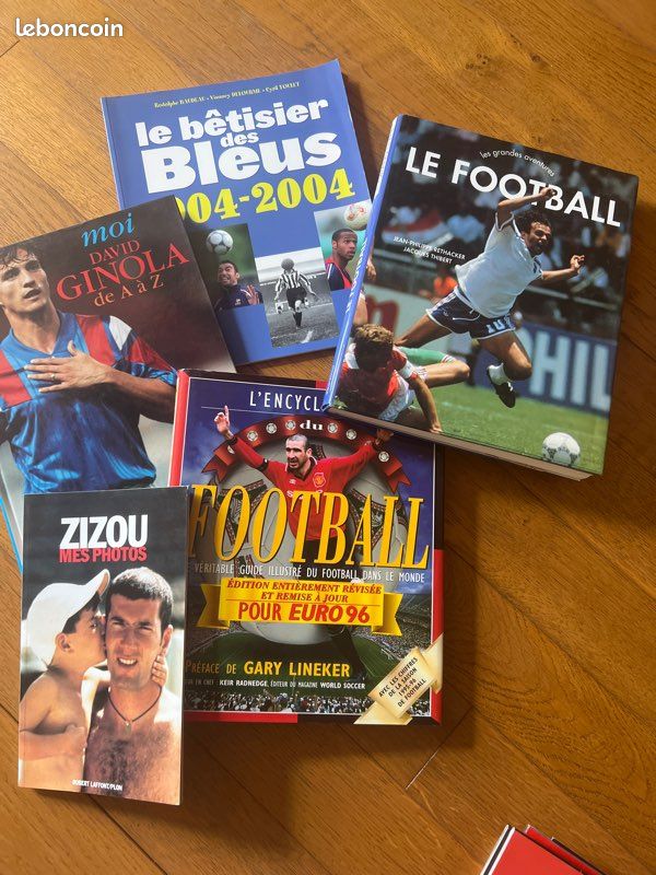 Lot de livres sur le foot (image 1)