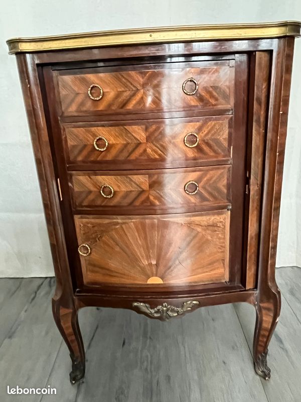 Commode style Louis XV en bois de violette et marbre rose (image 1)