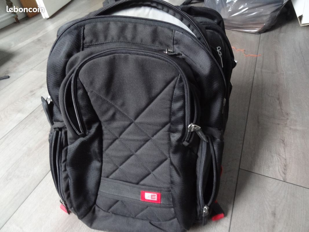 Sac a dos ou sacoche de transport ordinateur (image 1)