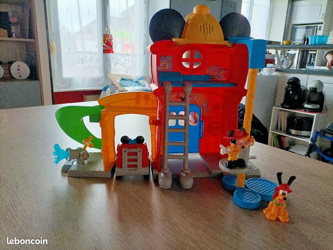 Caserne de pompiers Mickey (image 5)