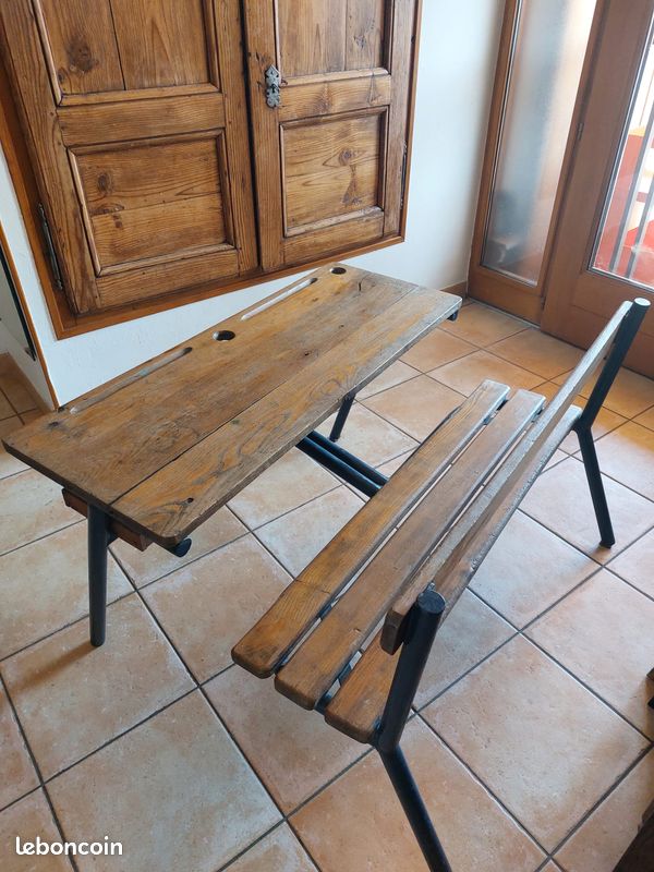 Bureau d’ecolier (image 1)