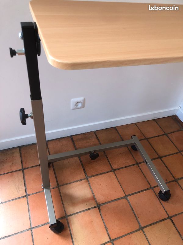 Table d appoint réglable (image 2)