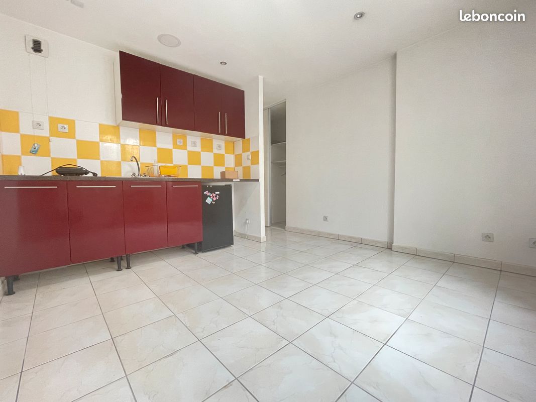Appartement 1 pièce 18 m² · à Bordeaux · 18 m² · 550 €/mois