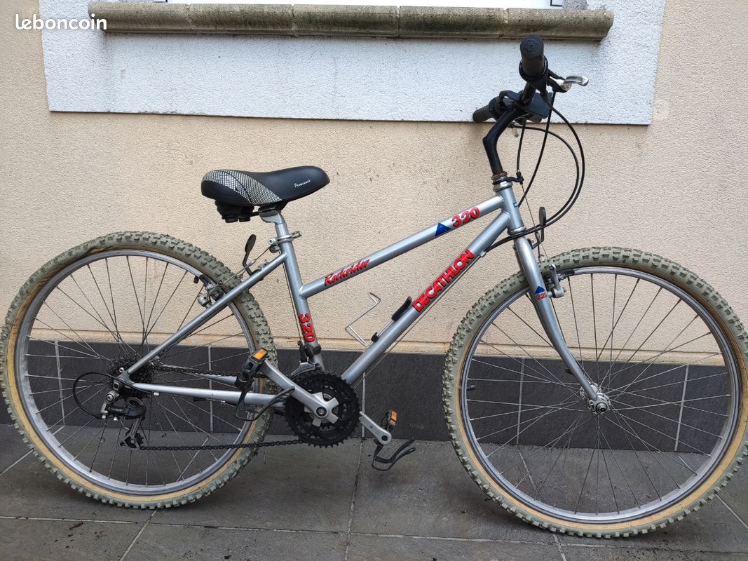 VTT Rockrider 320 femme (image 1)