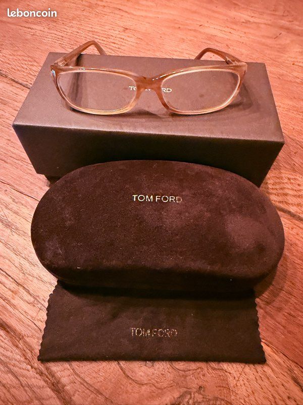 TOM FORD - Lunettes de vue TOM FORD TF530 – Complètes avec boîte et étui (image 1)
