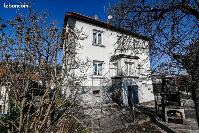 Maison 7 pièces 143 m²