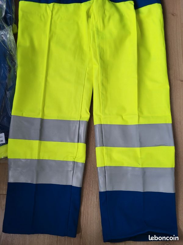 Lot De 5 Pantalons De Travail Verts - Neufs Avec étiquettes - Tailles Diverses