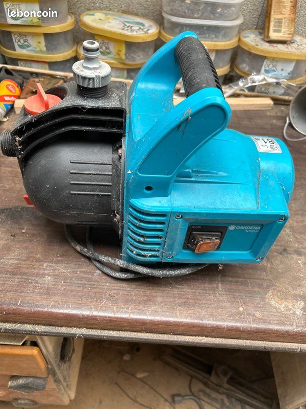 Pompe à eau Gardena Husqvarna AB 3000 (image 1)