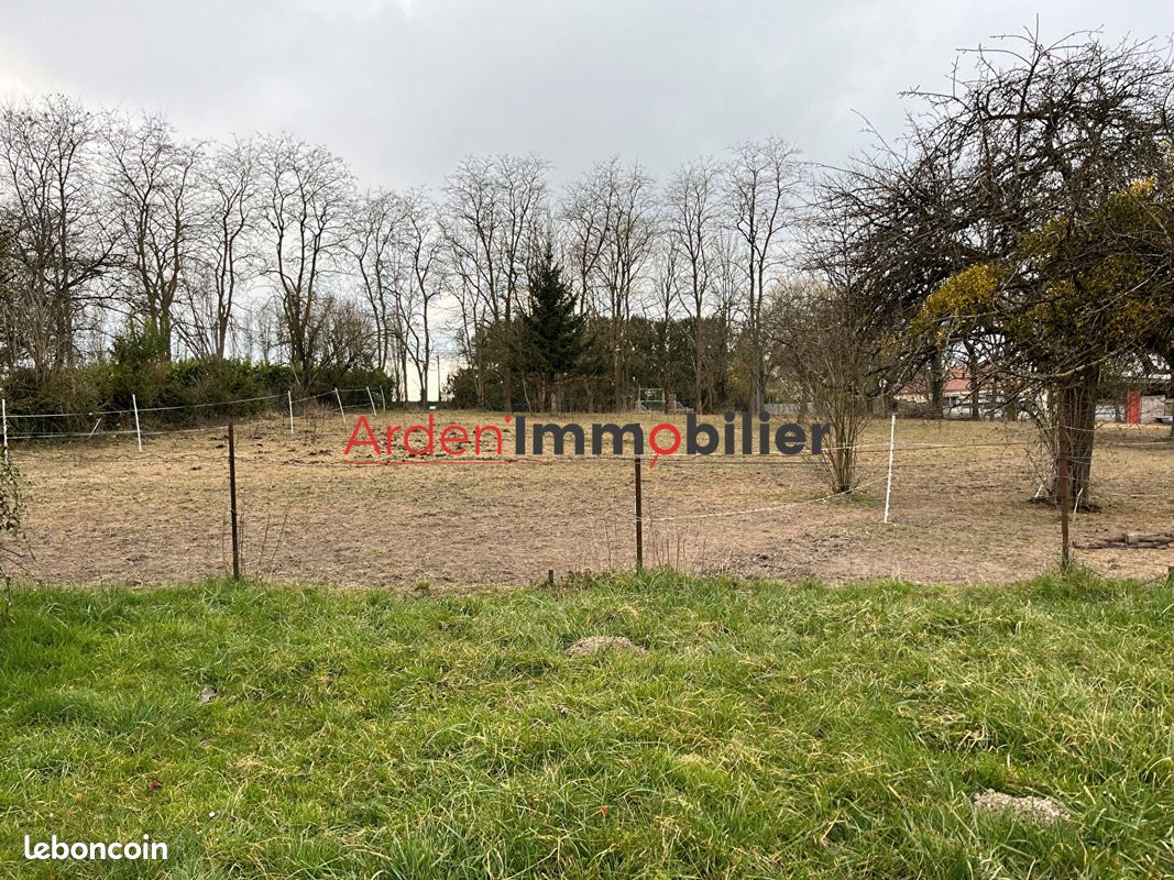 Terrain 2324 m² · à Rethel · 2 324 m² · 87 000 €