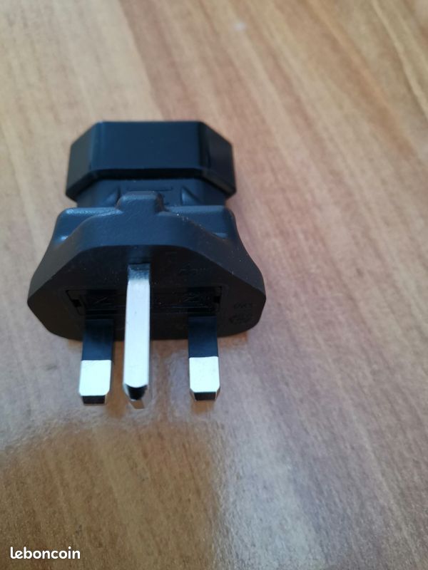Adaptateur de voyage eu - uk fiche electrique (image 5)