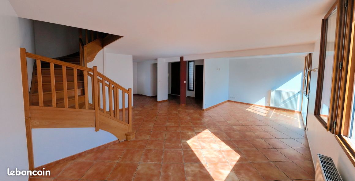 Appartement 5 pièces 115 m² · à Varces-Allières-Et-Risset · 115 m² · 1 200 €/mois