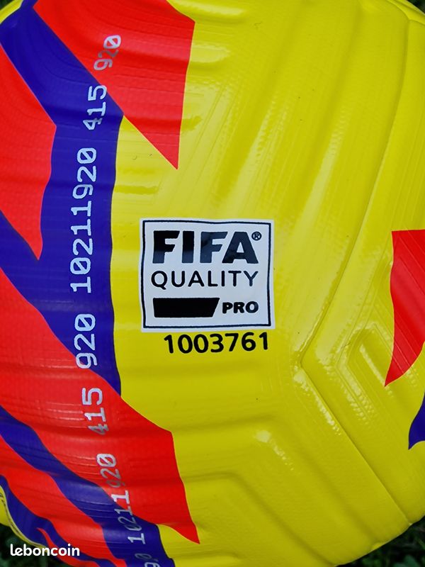 ⚽ Ballon de football Nike Performance, FIFA Quality PRO, 100% NEUF jamais utilisé (image 3)
