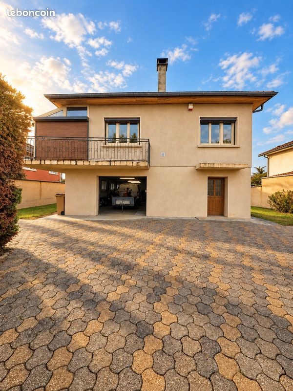 Maison 5 pièces 150 m² · à Pusignan · 150 m² · 380 000 €