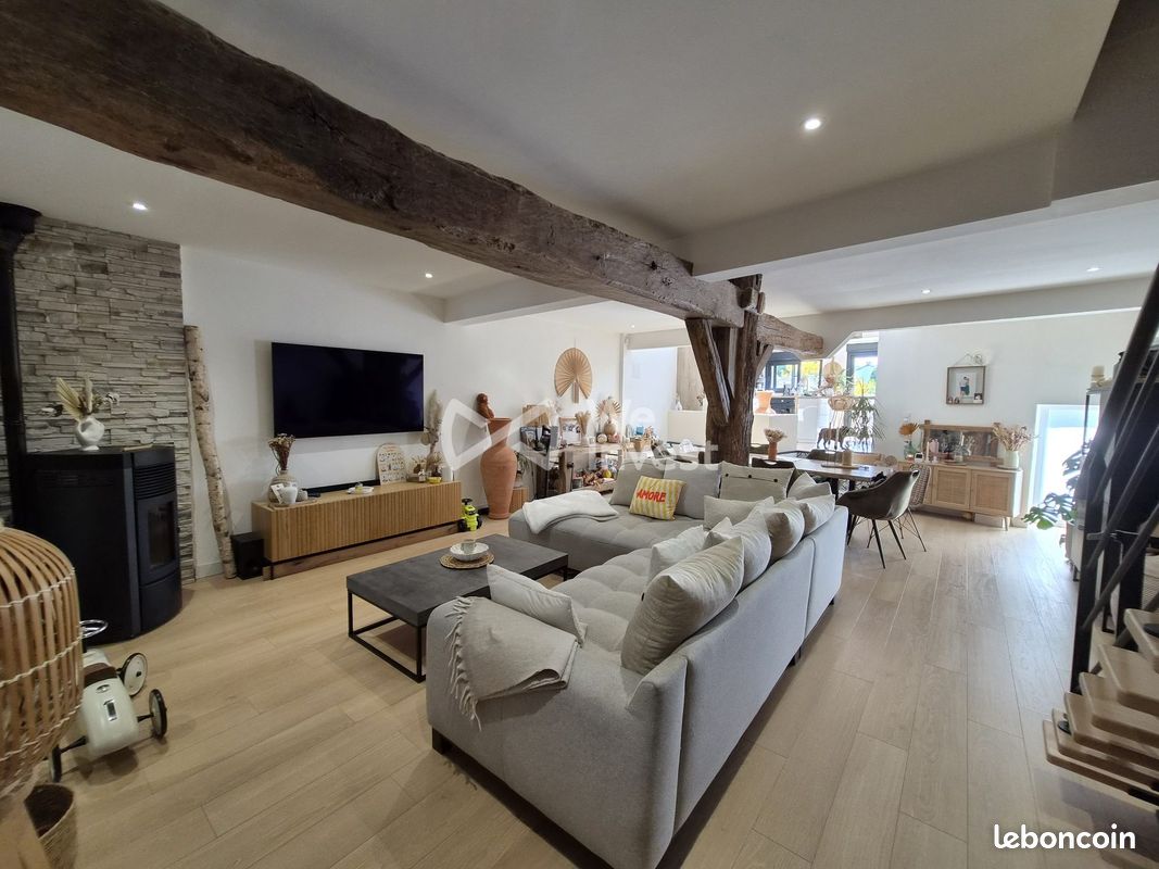 Maison 6 pièces 163 m² · à Saint-Laurent · 163 m² · 299 000 €