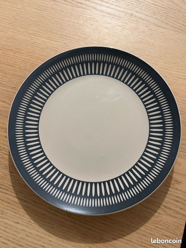 Set vaisselle (image 3)