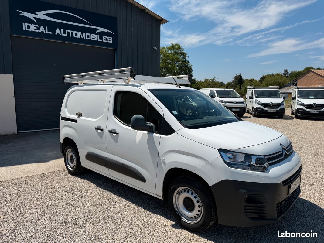 Citroen berlingo 1.6 bluehdi 100 ch club taille m 1ere main galerie (image 1)