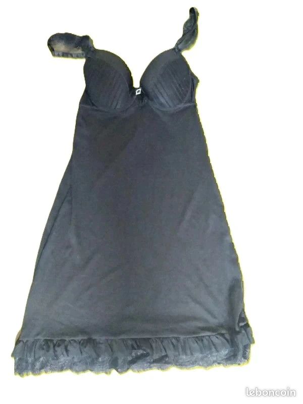 nuisette grise neuve taille M de marque Vanity Fair