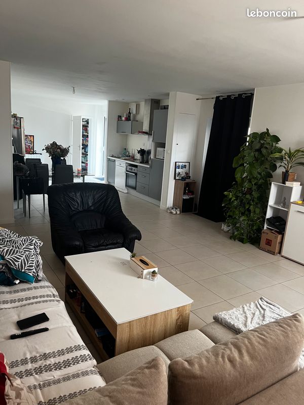 Maison 4 pièces 130 m² · à Castelmaurou · 130 m² · 1 200 €