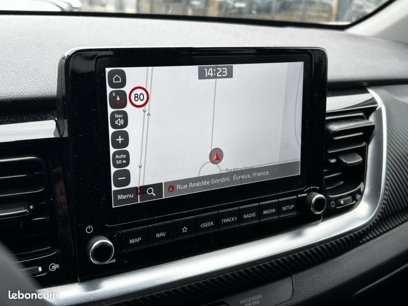Kia Stonic 1.0 T-GDi 120ch MHEV GT Line (image 19)
