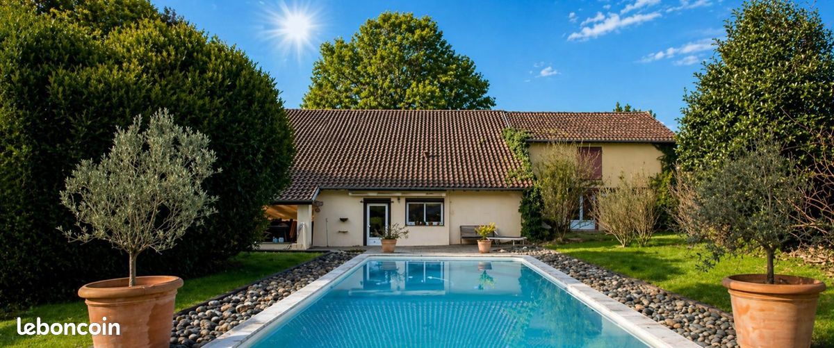 Maison 8 pièces 300 m² · à Léren · 300 m² · 456 000 €