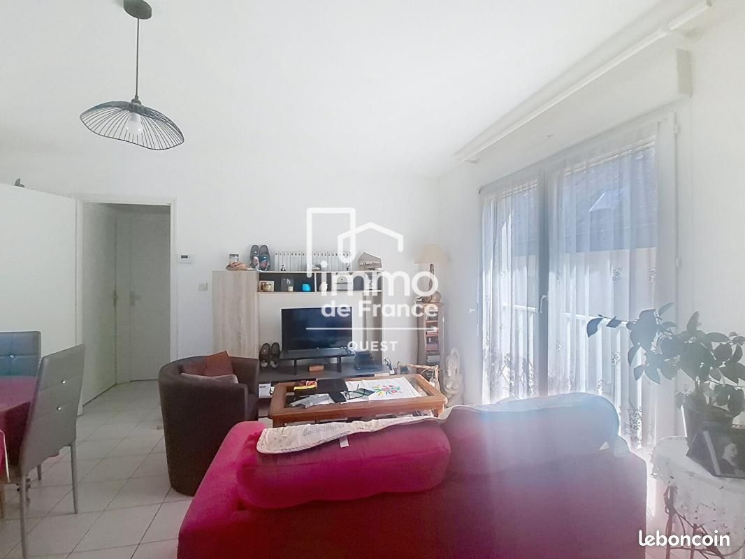 Appartement 2 pièces 51 m² · à Évron · 51 m² · 520 €