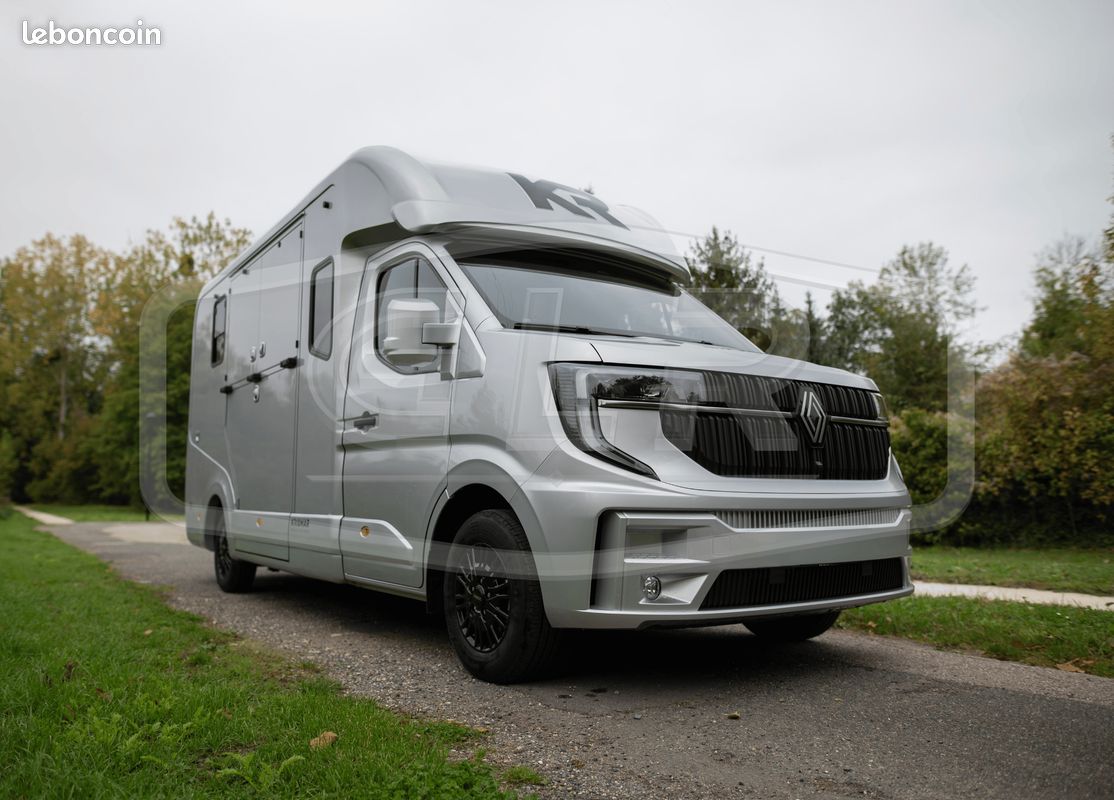Camion à chevaux VL Krismar - Renault Master - 5 places stalle - neuf (image 1)