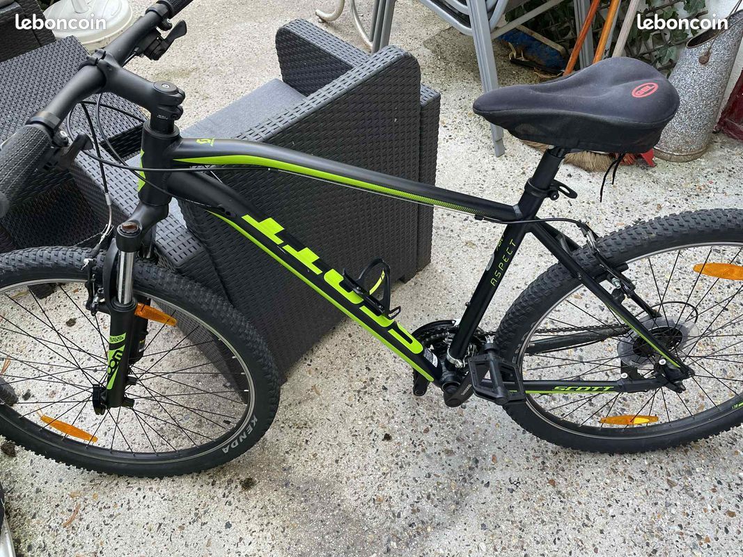 Vtt sport Scott aspect 780 Vélos