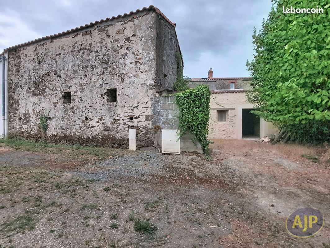 Appartement 2 pièces 55 m² · à Chavagnes-en-Paillers · 55 m² · 45 000 €
