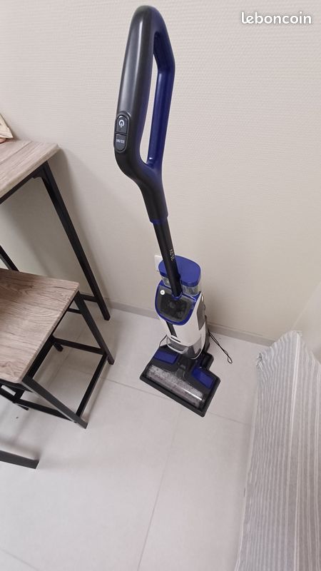 Aspirateur laveur arthur martin Électroménager