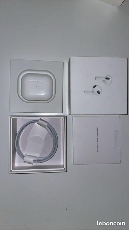 AirPods 3 (image 3)
