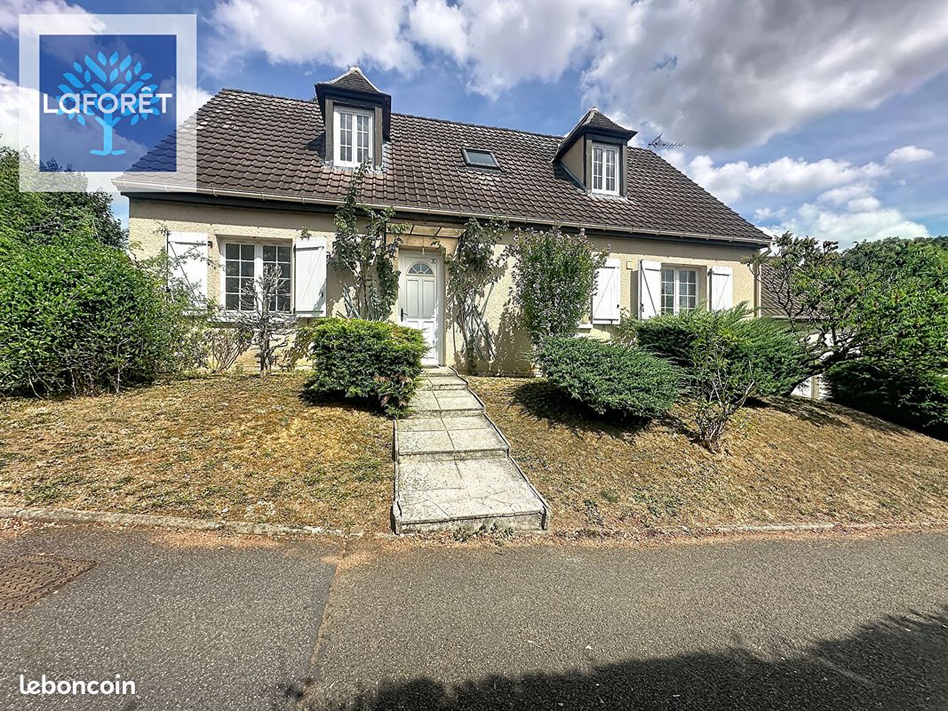 Maison 5 pièces 130 m² · à Arronville · 130 m² · 299 900 €