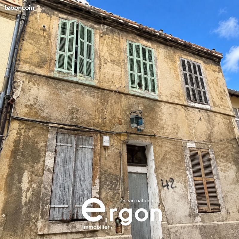 Immeuble 145 m² · à Marseille · 145 m² · 172 000 €