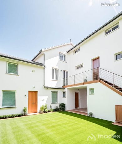 Immeuble 15 pièces 424 m²