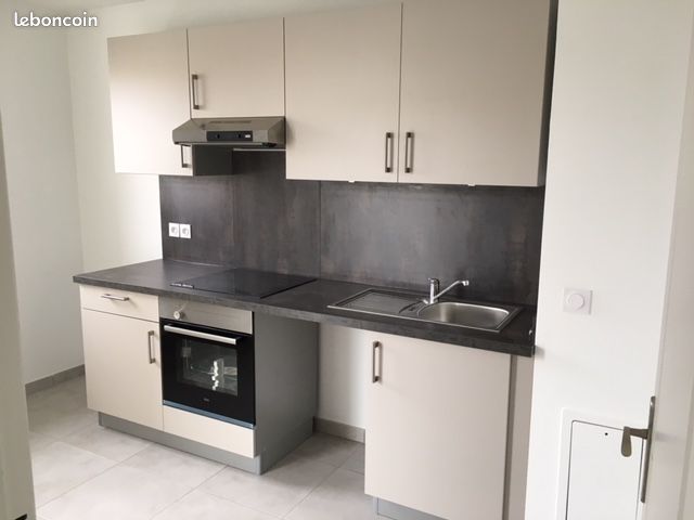Appartement 3 pièces 70 m² · à Villeurbanne · 70 m² · 990 €/mois