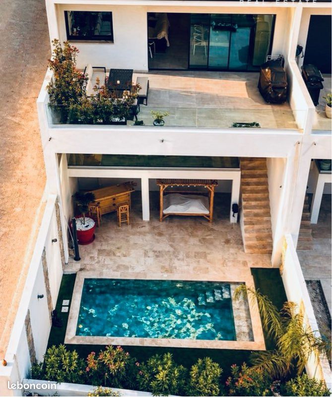 Maison 4 pièces 130 m² · à Ceyreste · 130 m² · 840 000 €