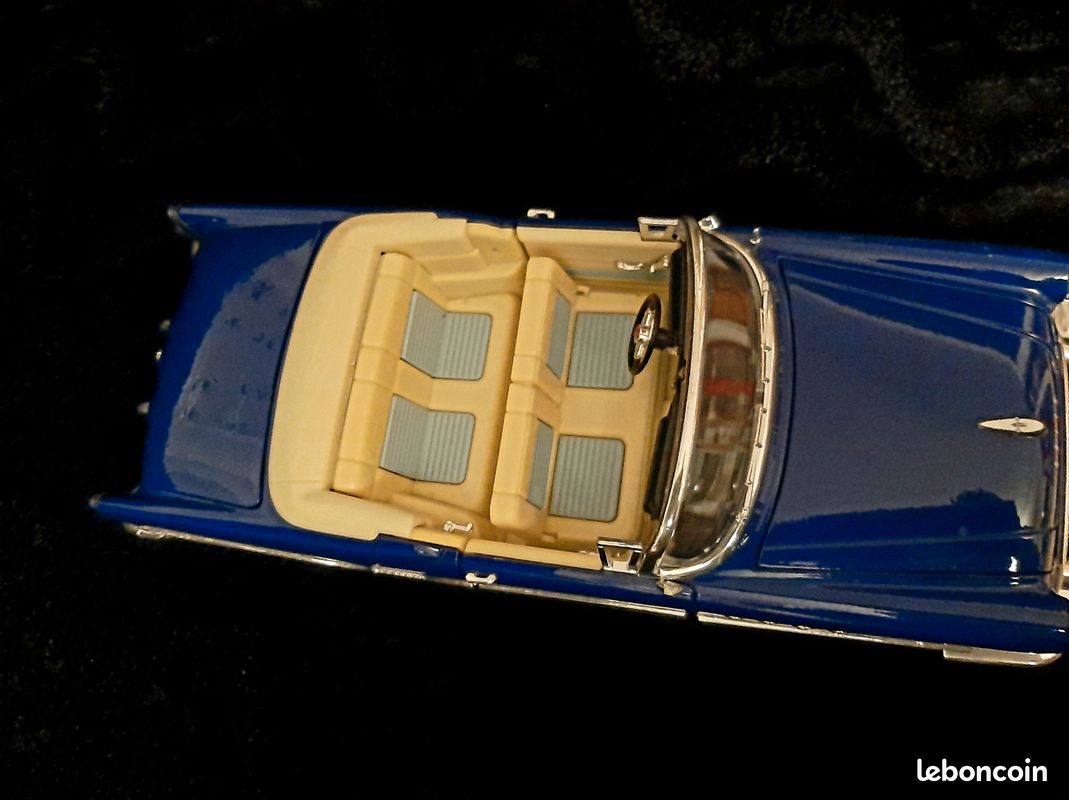 Miniature Buick Century Cabriolet Taxi Jaune 1955 à L'échelle 1/18 Par MIRA - Modèle Collection, Occasion