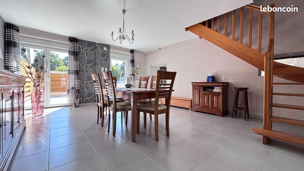 Maison 7 pièces 189 m² · à Bruz · 189 m² · 312 000 €