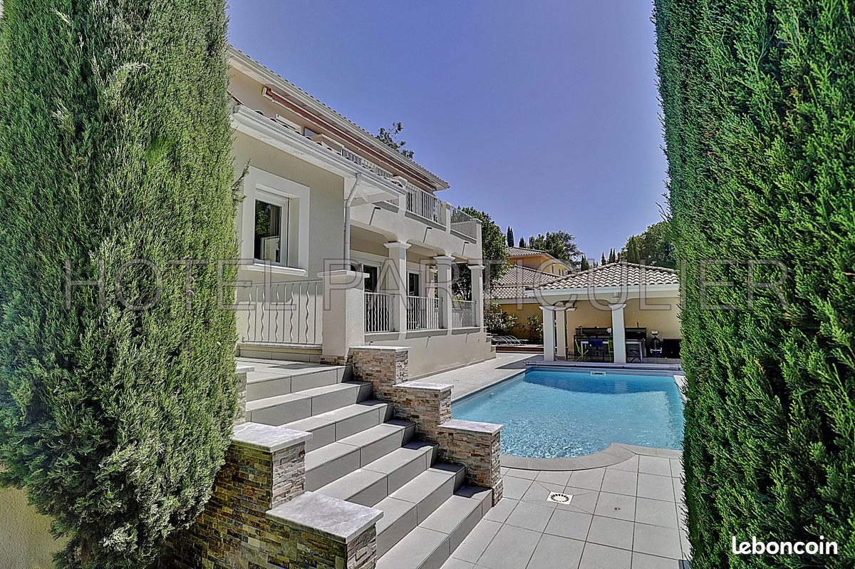 Maison 6 pièces 180 m² · à Saint-Didier-au-Mont-d'Or · 180 m² · 995 000 €